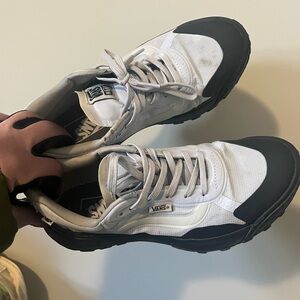 Vans MTE UltraRange Lilac Trail Sneakers